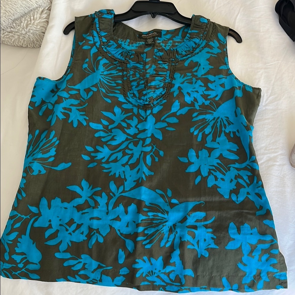 Eddie Bauer Sleeveless Floral Top - Blue and Brown Size L